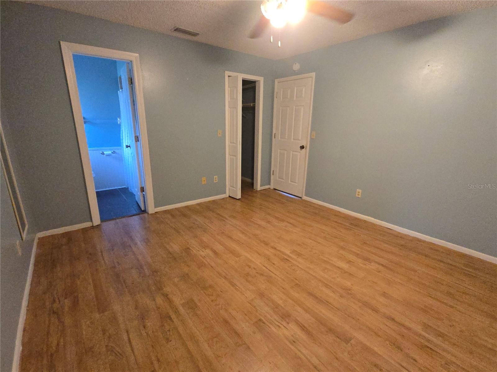 OAKWOOD VILLAS SEC C - Residential