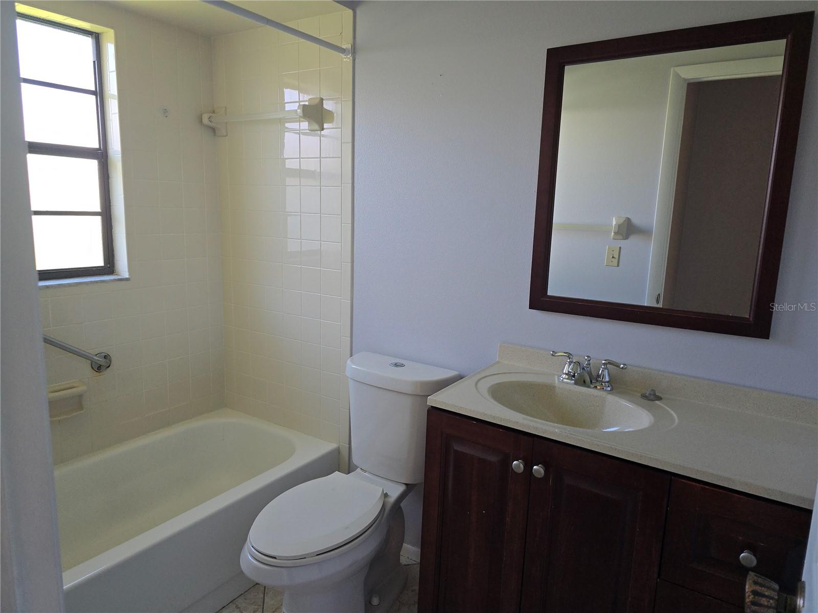 OAKWOOD VILLAS SEC C - Residential