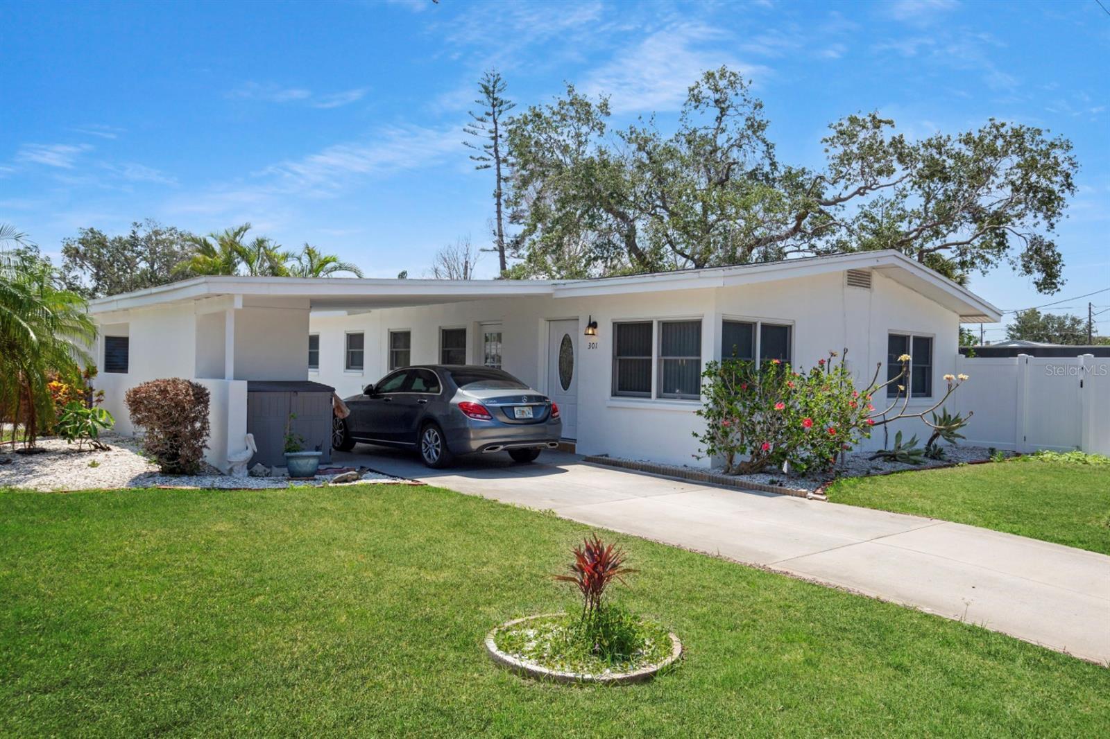BELLE VISTA POINT - Residential Lease