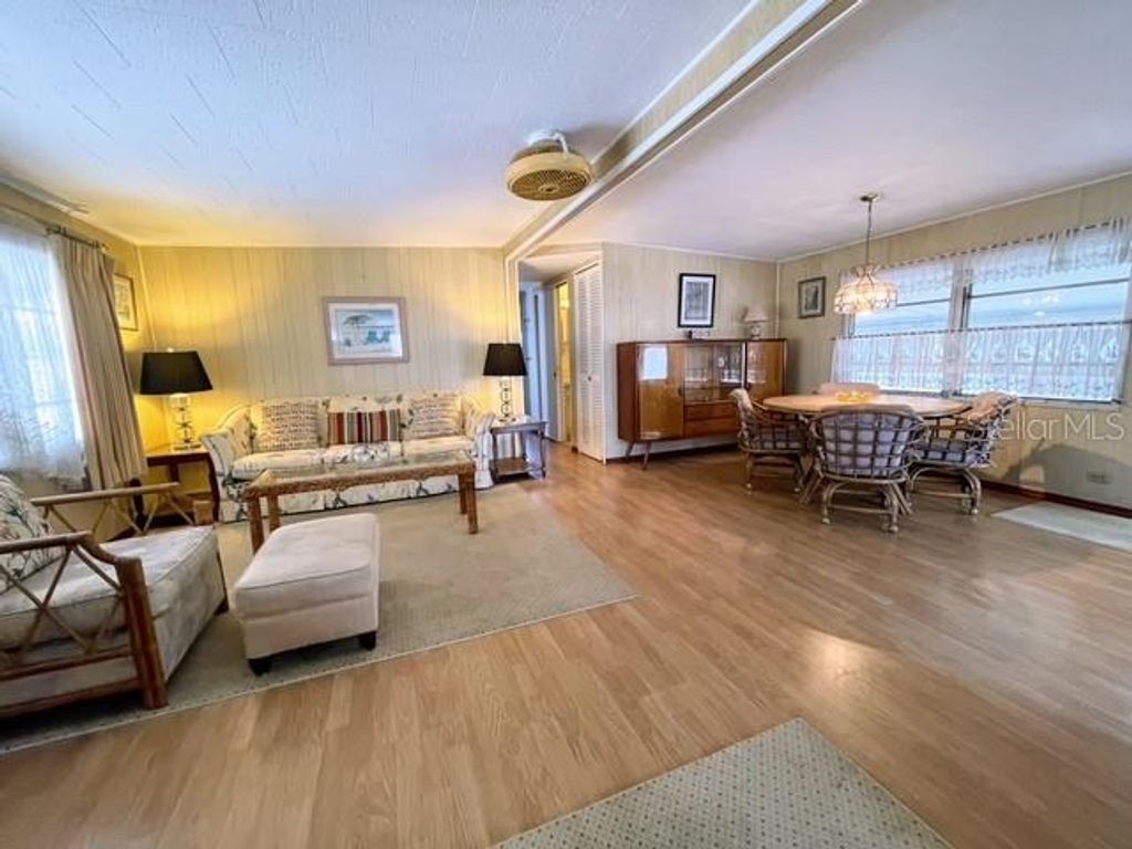 Photo of 714 S Green Circle, Venice, FL 34285 (MLS # N6143011)