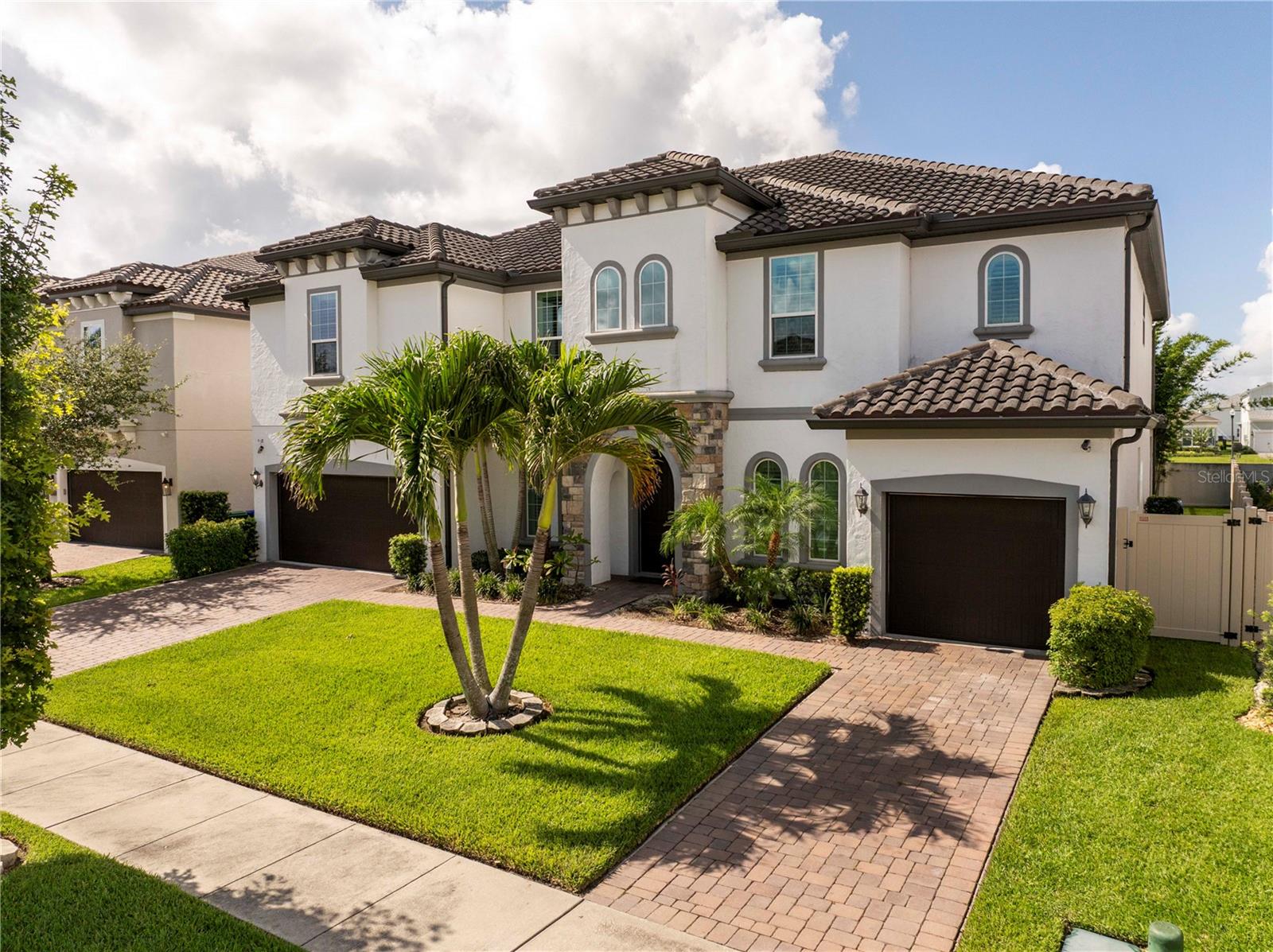 8066 LUDINGTON CIRCLE