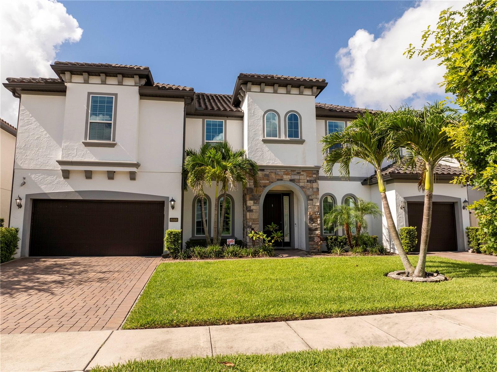 8066 LUDINGTON CIRCLE