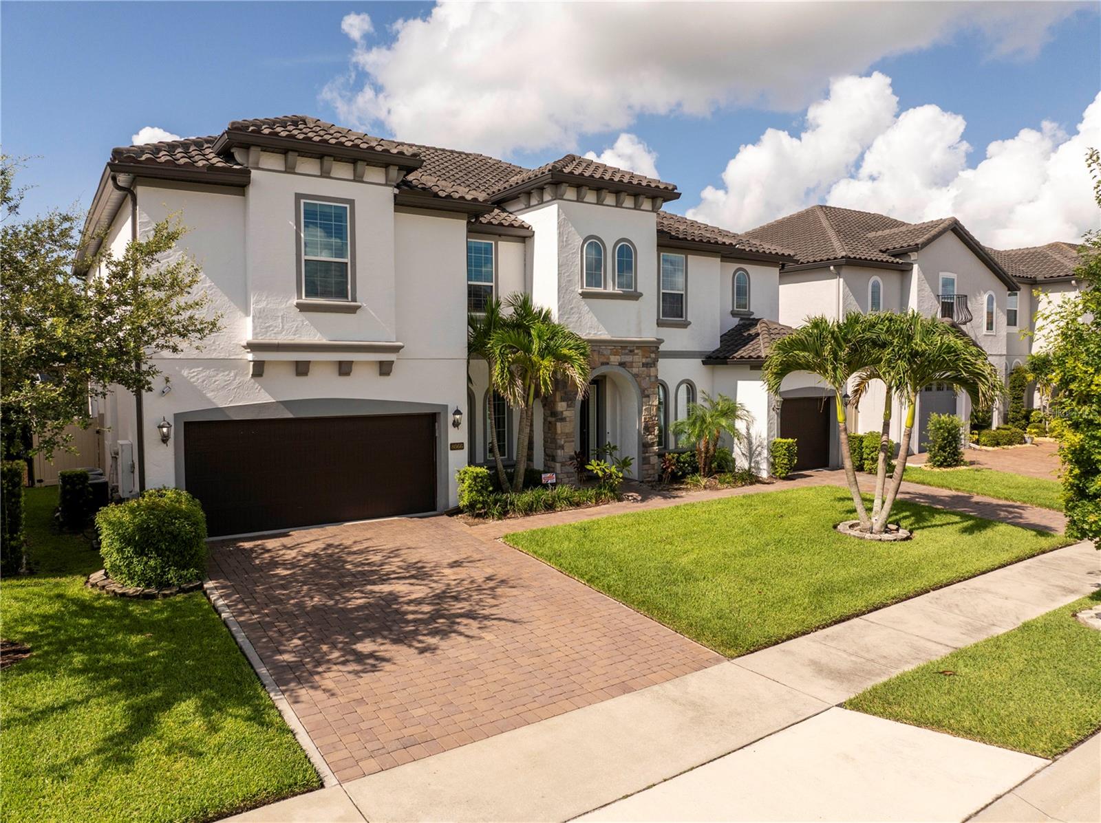 8066 LUDINGTON CIRCLE