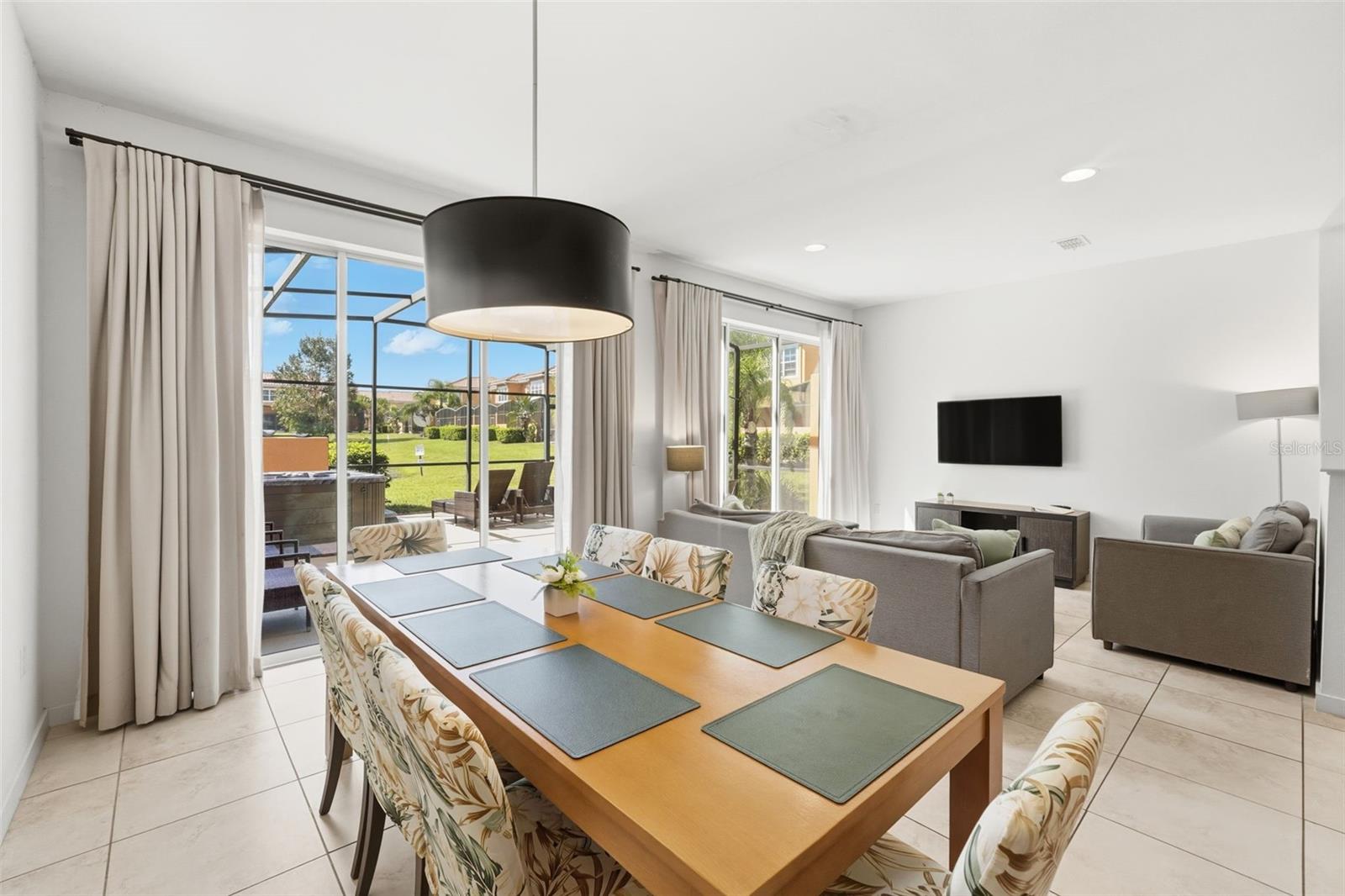 REGAL OAKS AT OLD TOWN - Residential