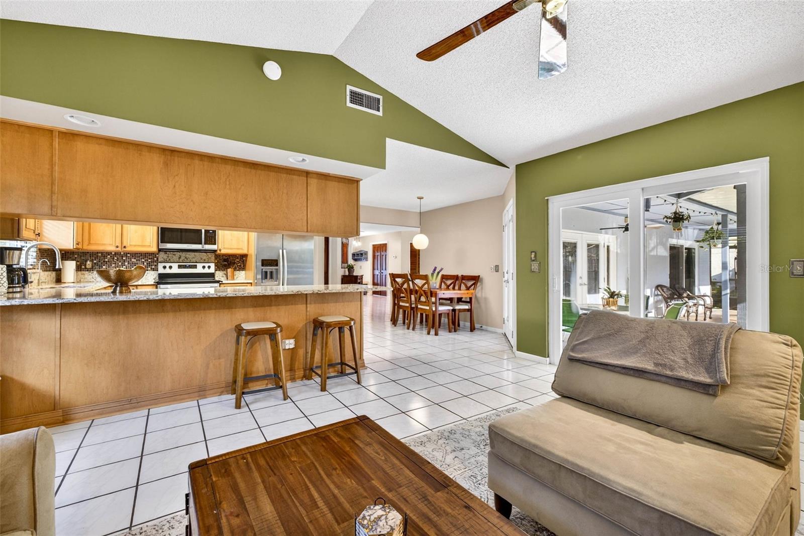 RAINTREE TERRACE ADD - Residential