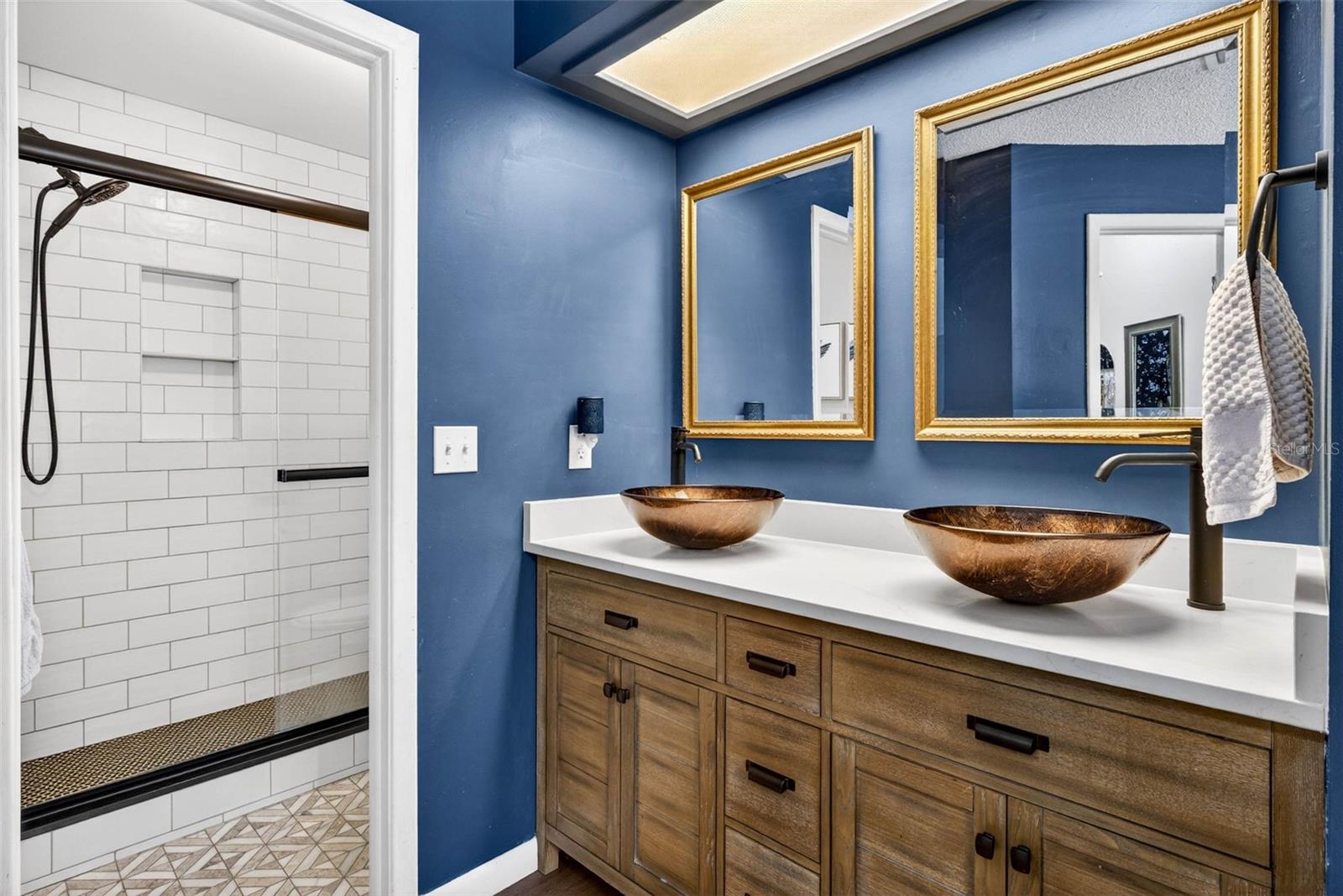 RAINTREE TERRACE ADD - Residential