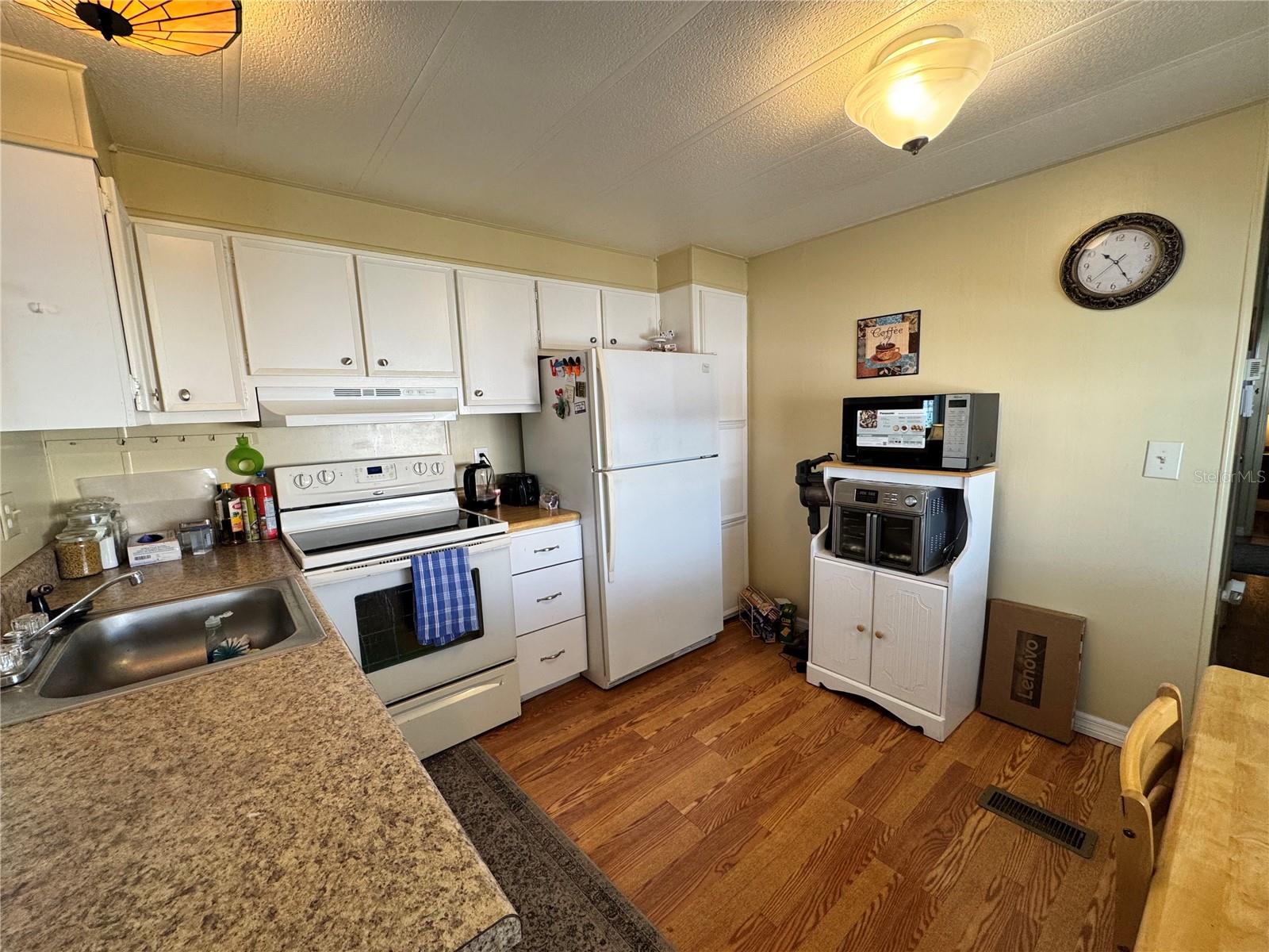 SKYWAY VILLAGE ESTATES CO-OP - Residential