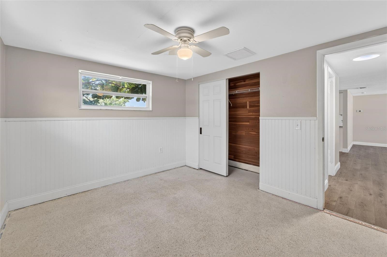 COLONIAL HILLS - Residential