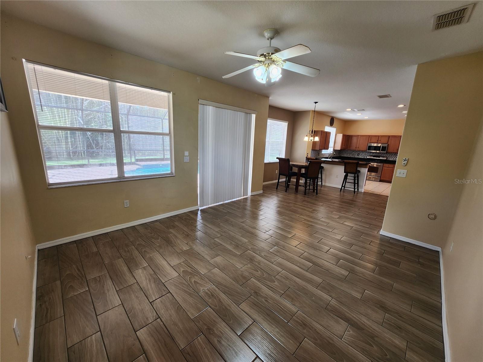 HERON POINT AT SABLE RIDGE PHASE 1D - Residential Lease