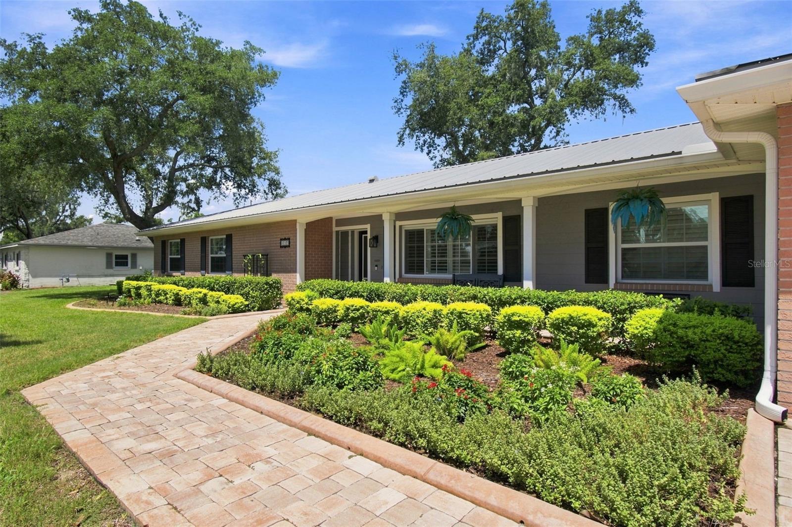 610 HITCHING POST DRIVE