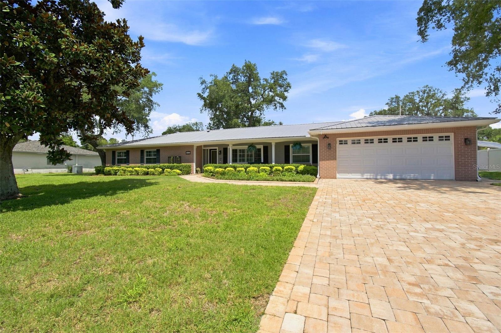 610 HITCHING POST DRIVE