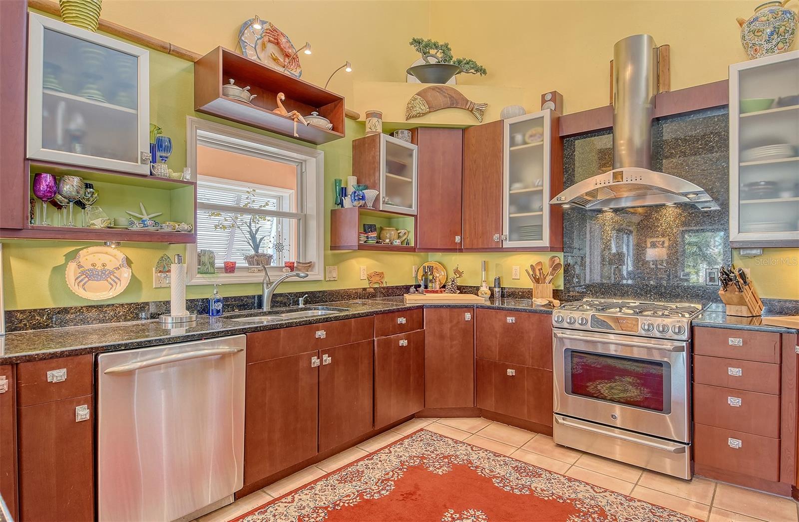 SLEEPY LAGOON PART NO 2 - Residential