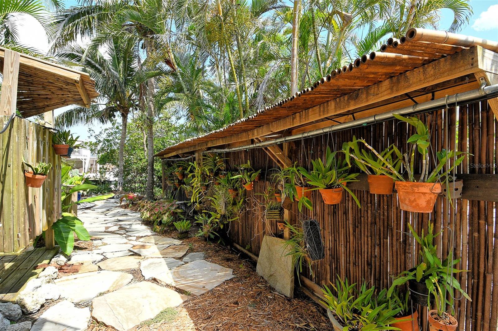 SLEEPY LAGOON PART NO 2 - Residential