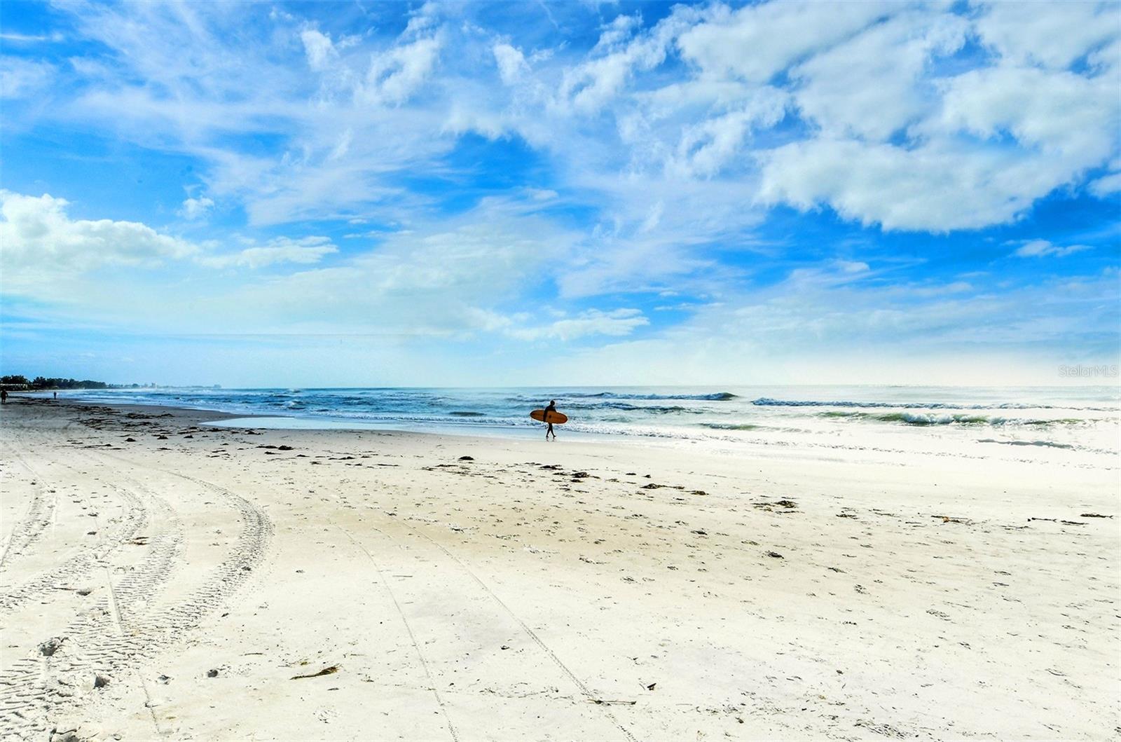 SLEEPY LAGOON PART NO 2 - Residential