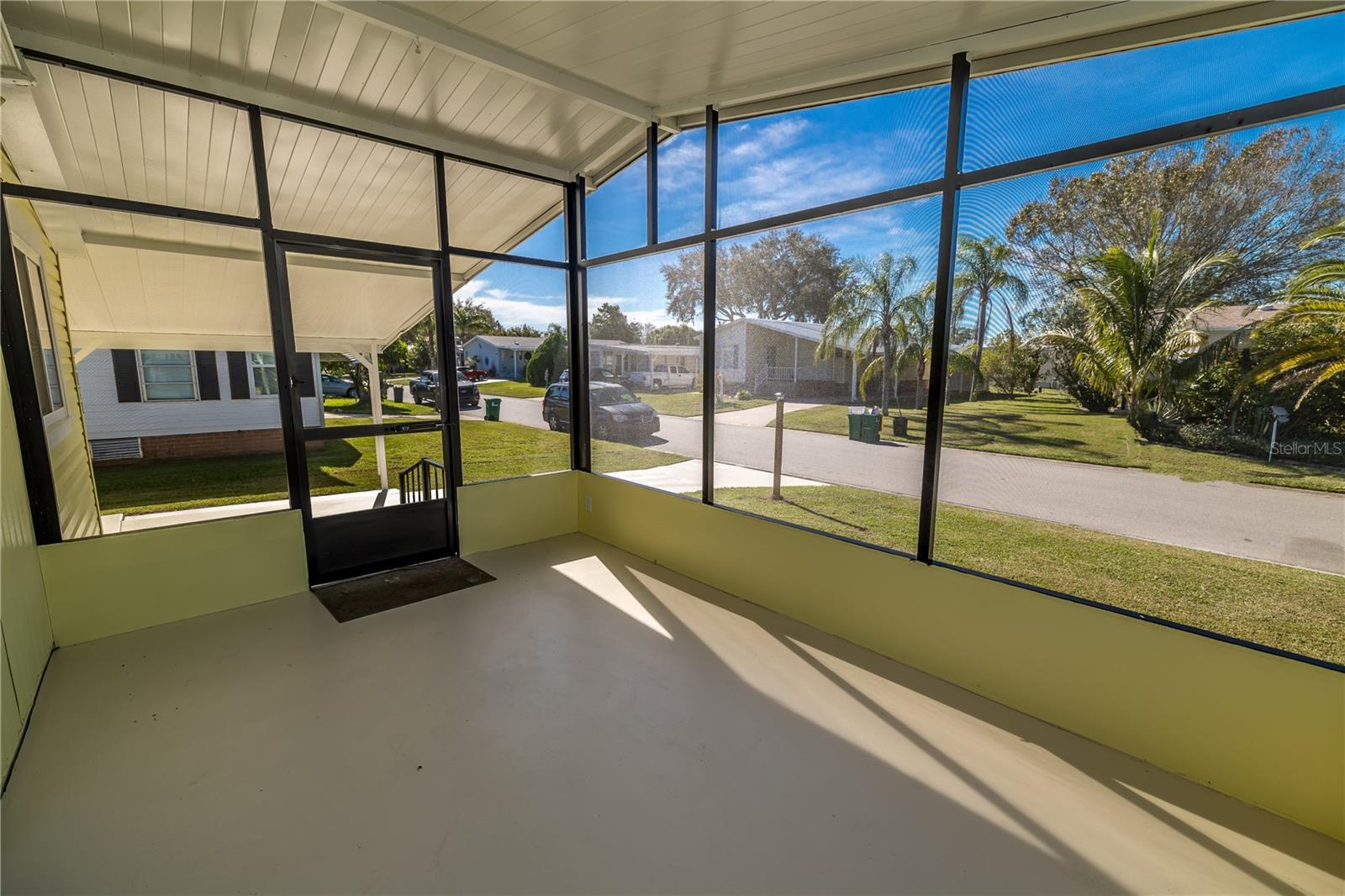 BAREFOOT BAY UNIT 02 PT 10 - Residential