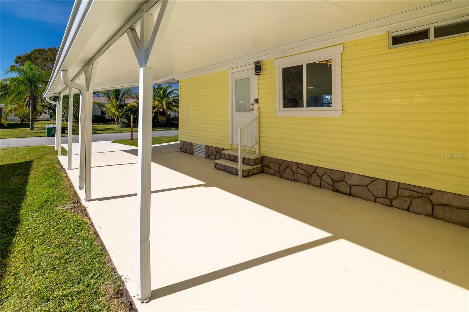 BAREFOOT BAY UNIT 02 PT 10 - Residential