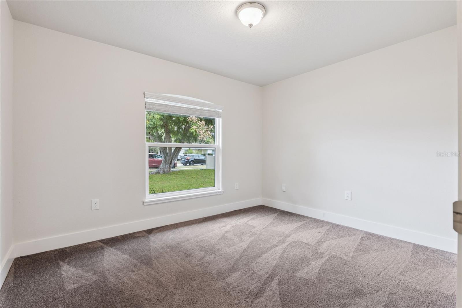 DELTONA LAKES UNIT 5 - Residential