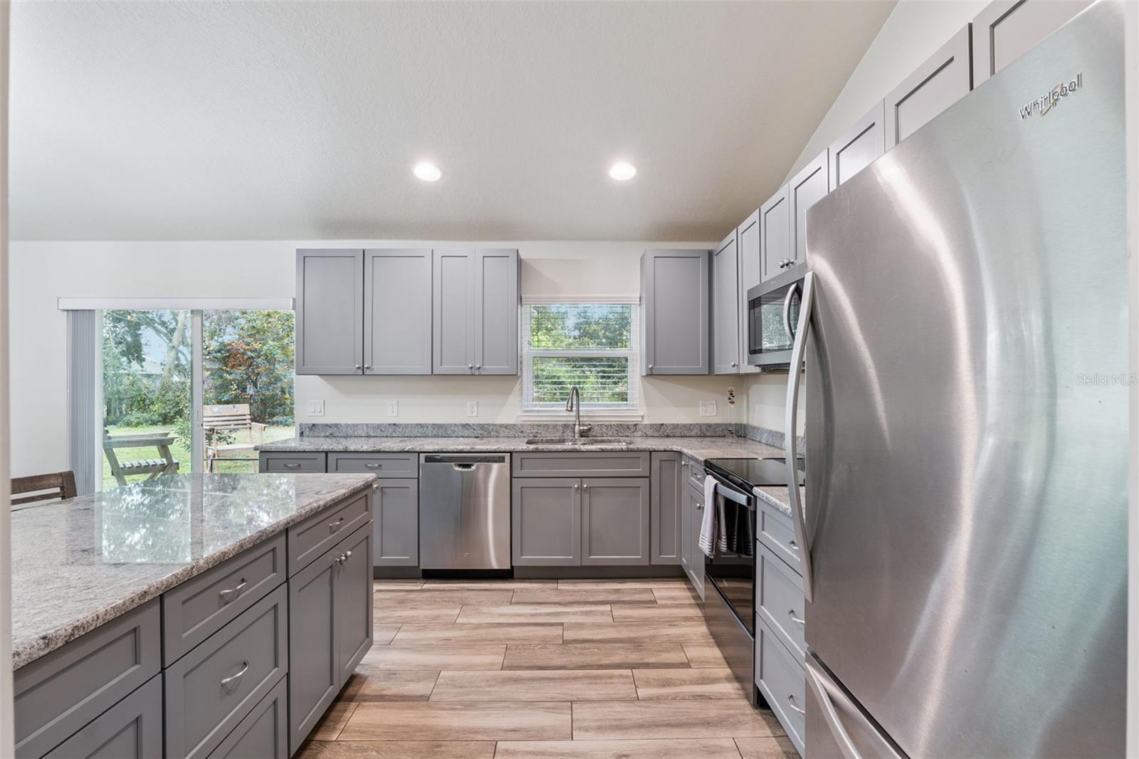 DELTONA LAKES UNIT 5 - Residential