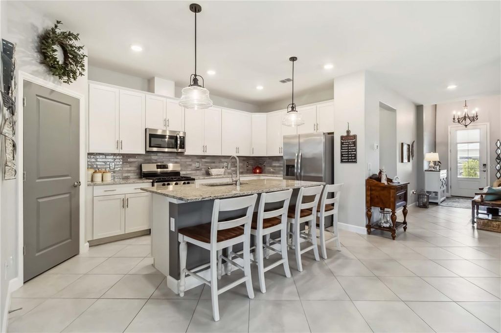 Photo of 5165 Coral Reef Way, Bradenton, FL 34211 (MLS # A4651951)