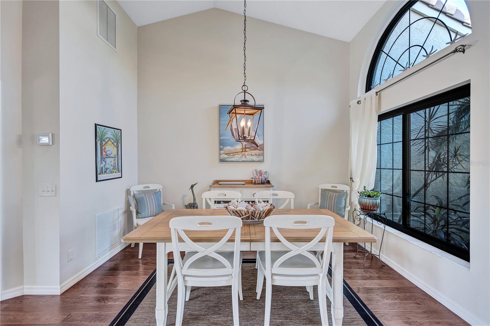 INLETS SEC 04 - Residential