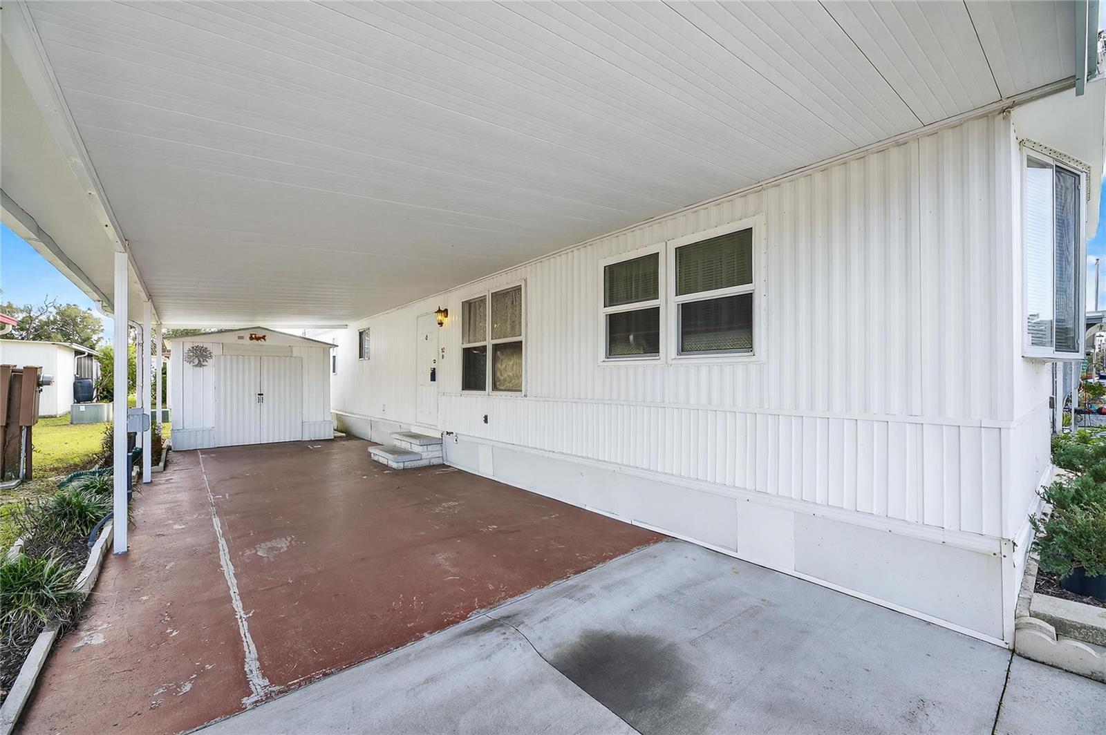 SLEEPY HOLLOW MOBILE ESTATES - Residential