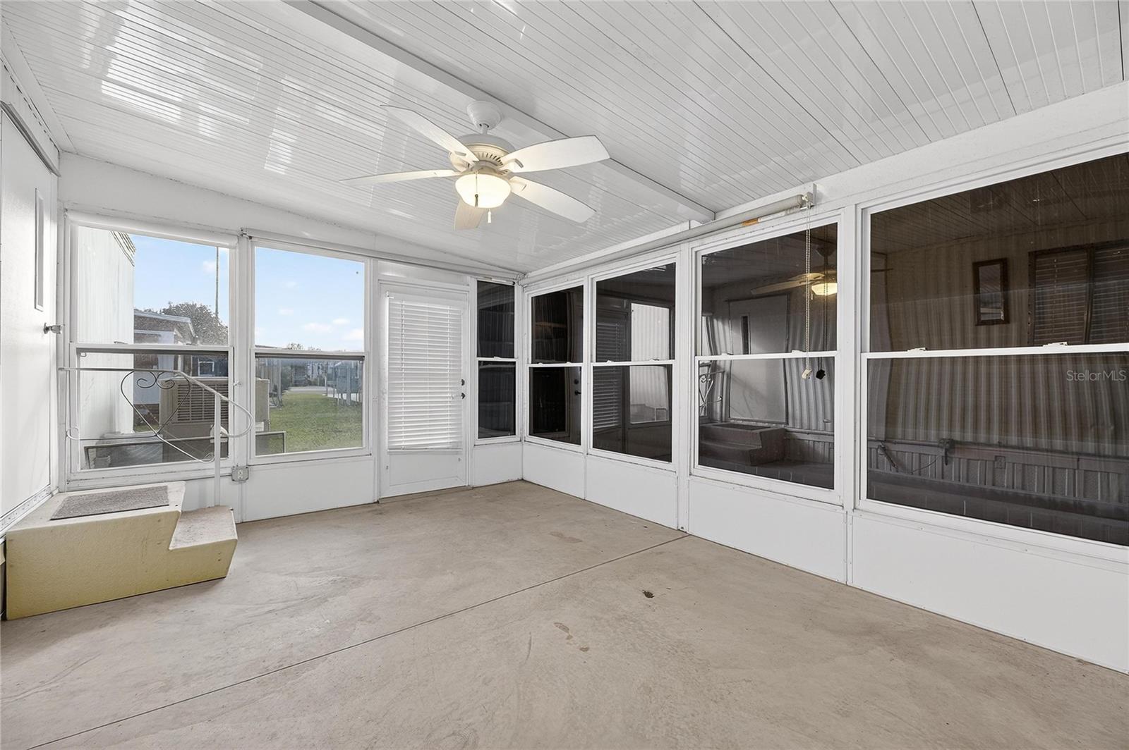 SLEEPY HOLLOW MOBILE ESTATES - Residential