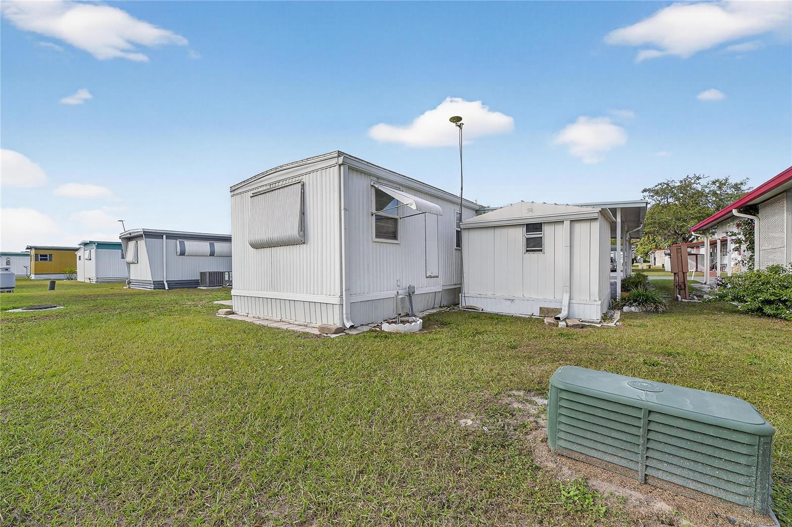 SLEEPY HOLLOW MOBILE ESTATES - Residential