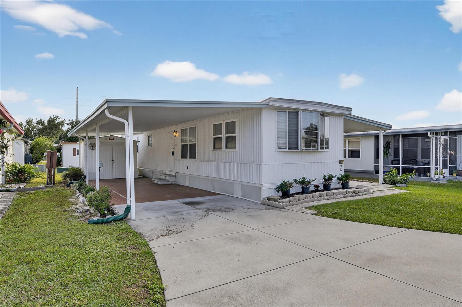 SLEEPY HOLLOW MOBILE ESTATES - Residential