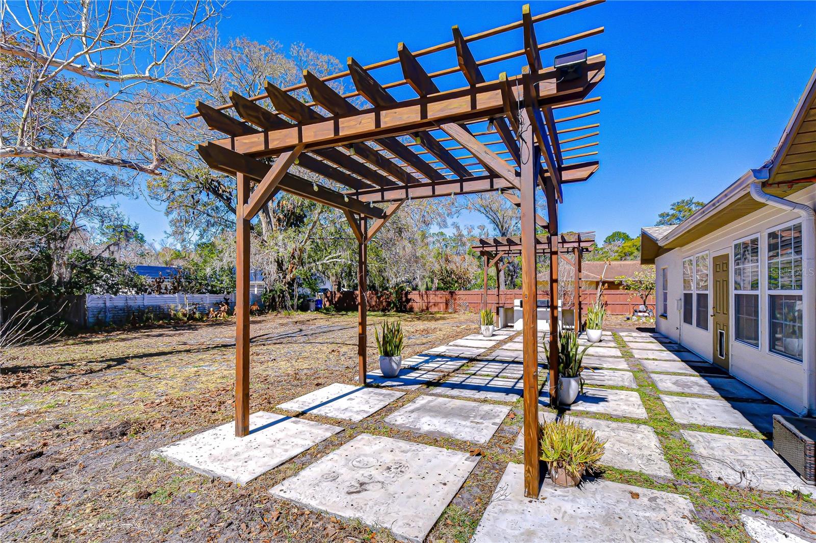 SUTTON ESTATES - Residential