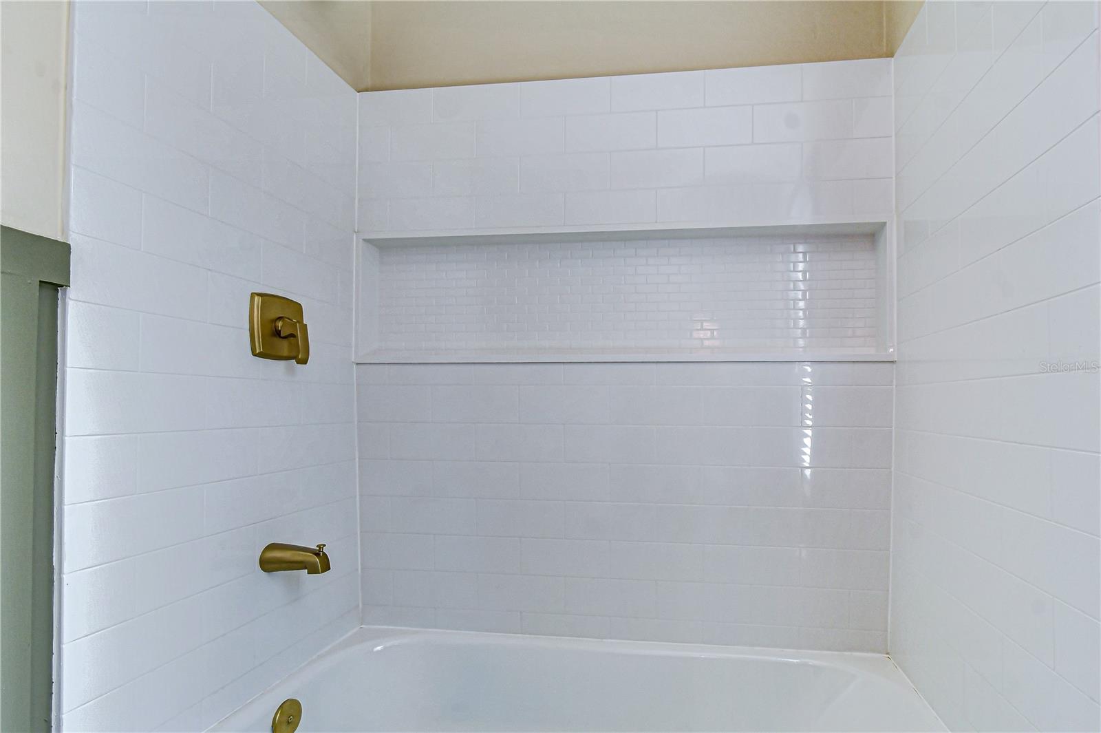 SUTTON ESTATES - Residential