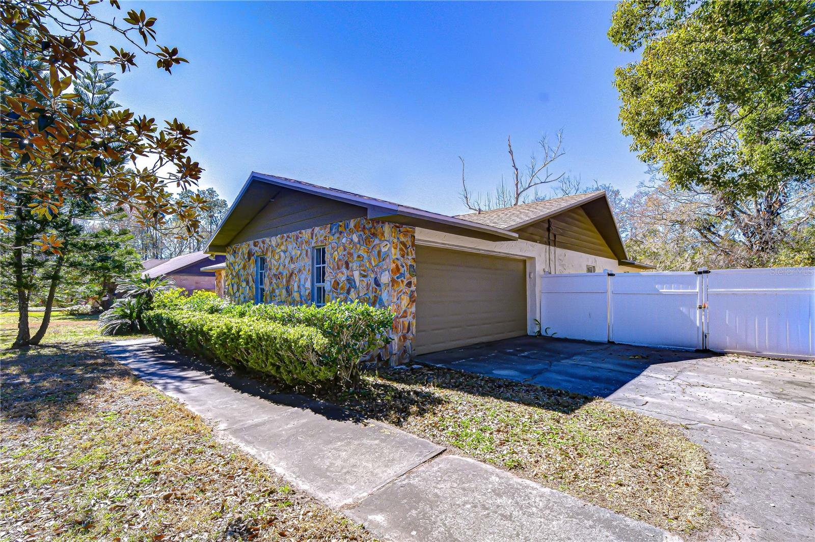 SUTTON ESTATES - Residential