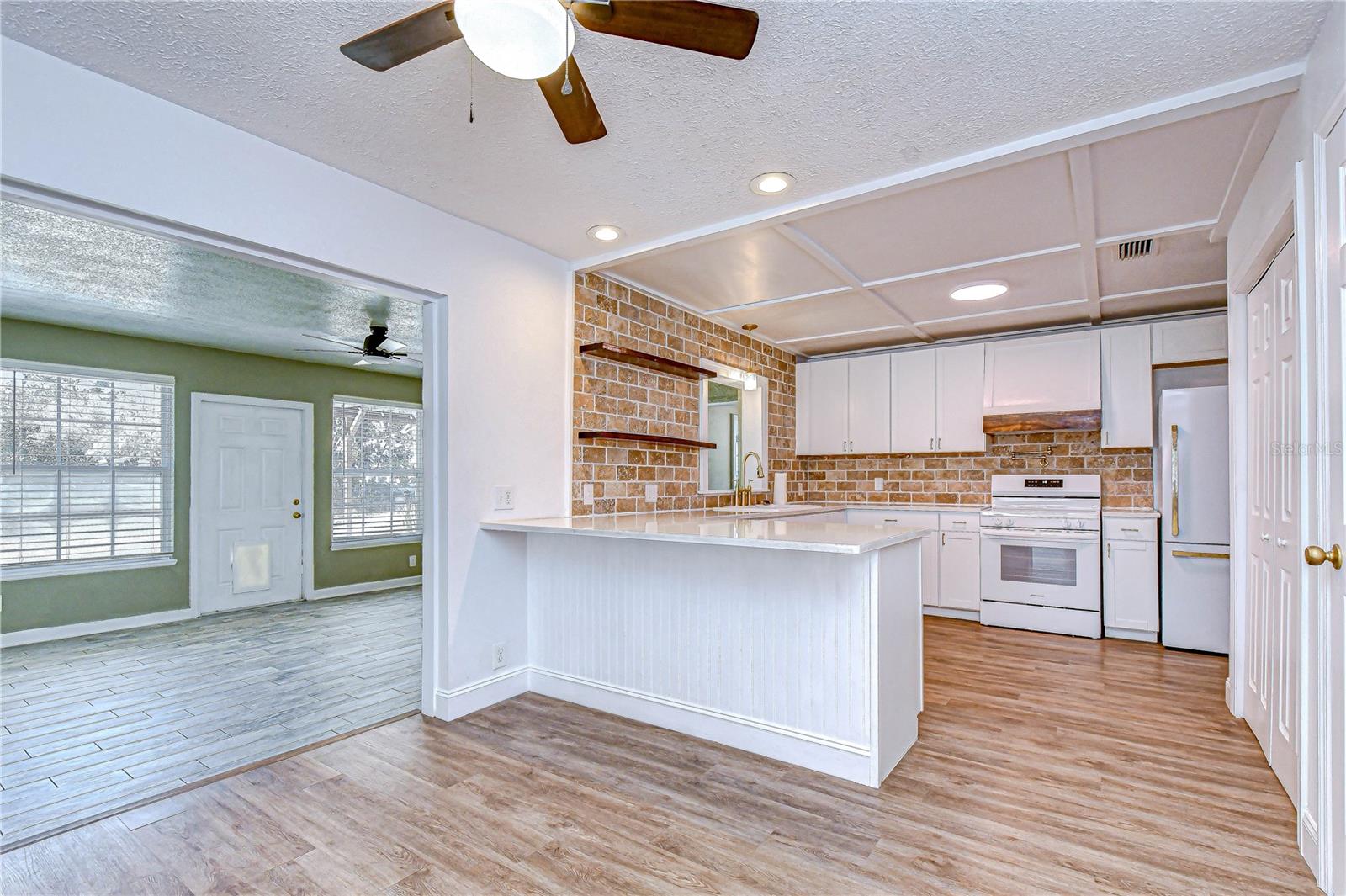 SUTTON ESTATES - Residential