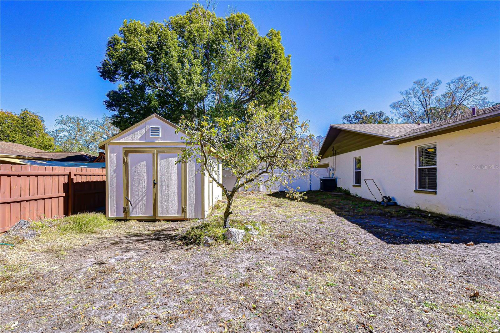 SUTTON ESTATES - Residential