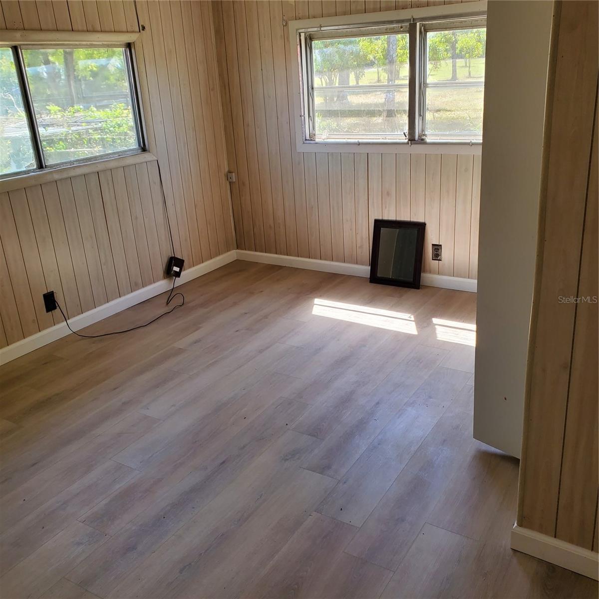 LAKE BRYANT SHORES - Residential