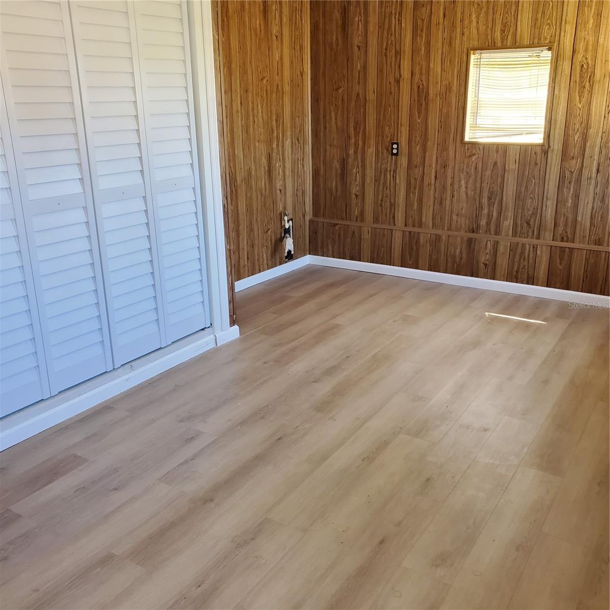 LAKE BRYANT SHORES - Residential