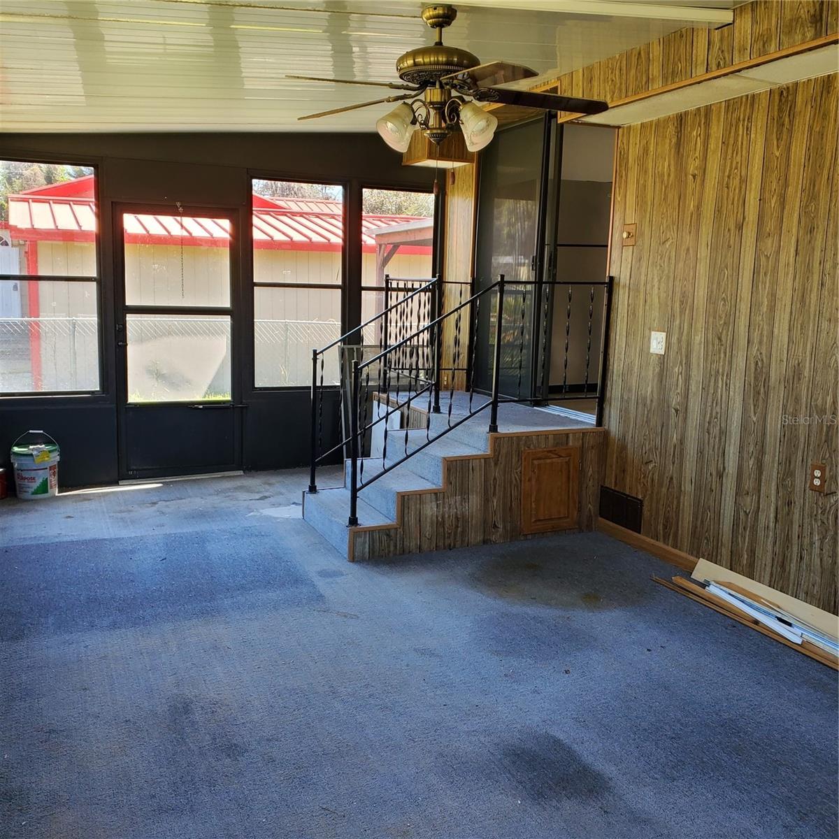 LAKE BRYANT SHORES - Residential