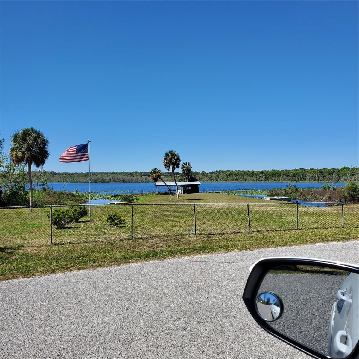 LAKE BRYANT SHORES - Residential