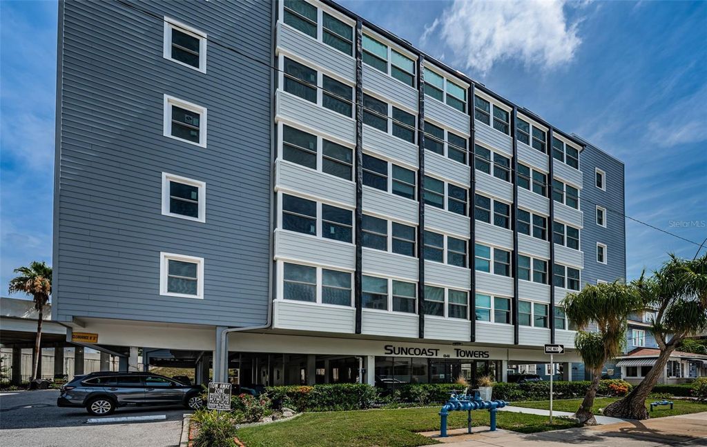 Photo of 841 4th Avenue N #21, St Petersburg, FL 33701 (MLS # TB8395653)