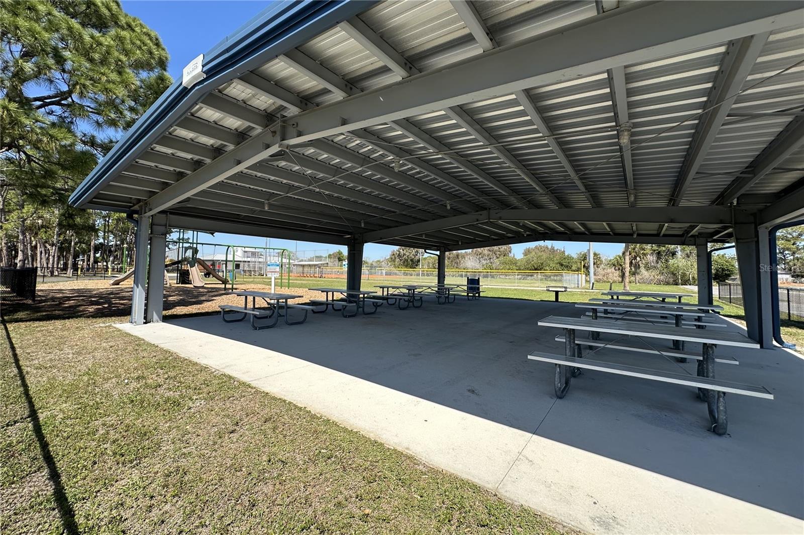 CASA LOMA SUB - Residential Income