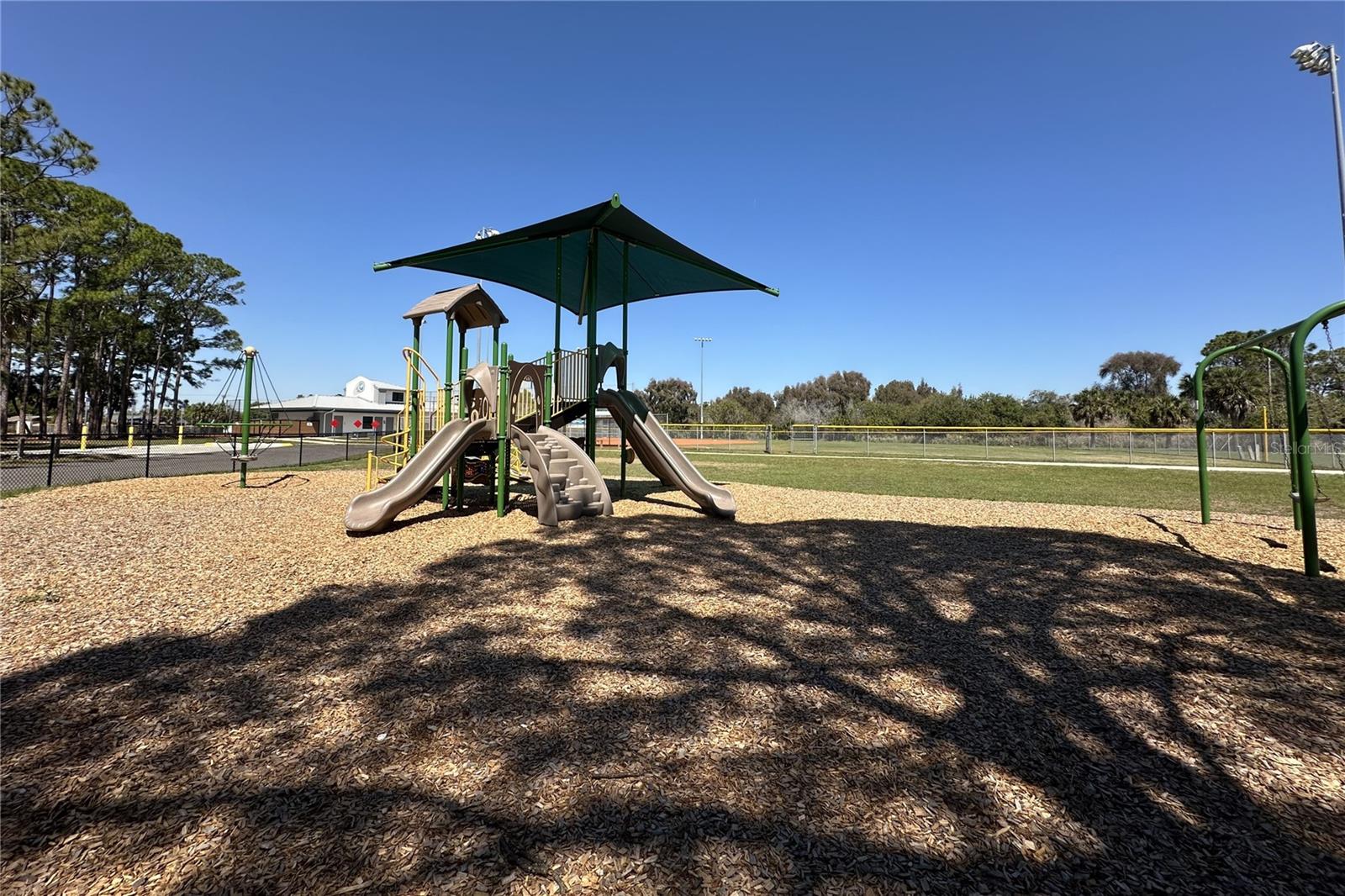 CASA LOMA SUB - Residential Income