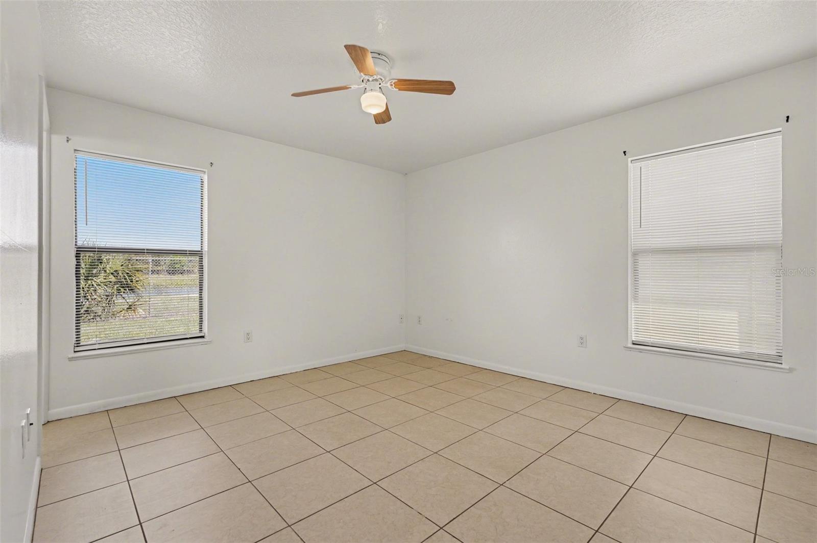 CASA LOMA SUB - Residential Income