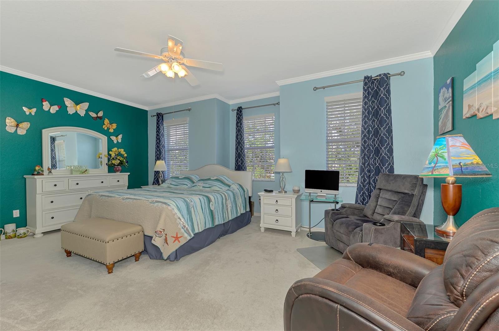 LAKE FRONT VILLAS/HERITAGE LAKE - Residential