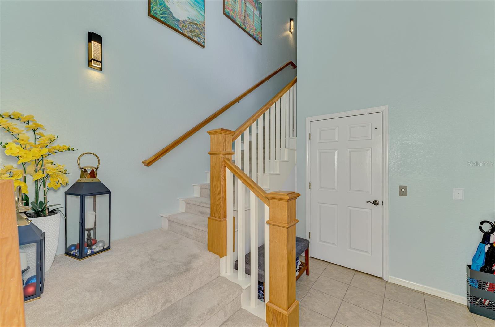 LAKE FRONT VILLAS/HERITAGE LAKE - Residential