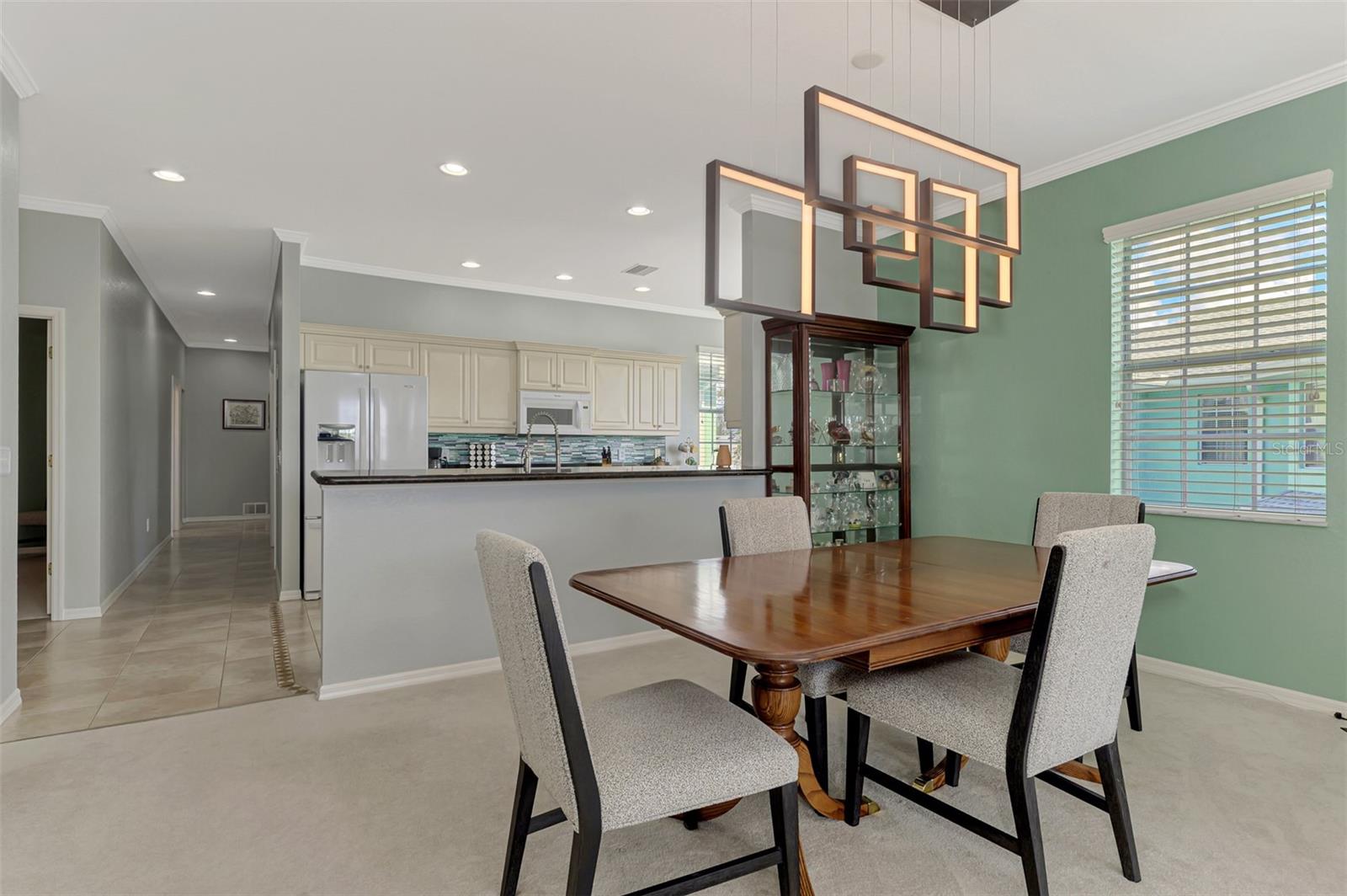 LAKE FRONT VILLAS/HERITAGE LAKE - Residential