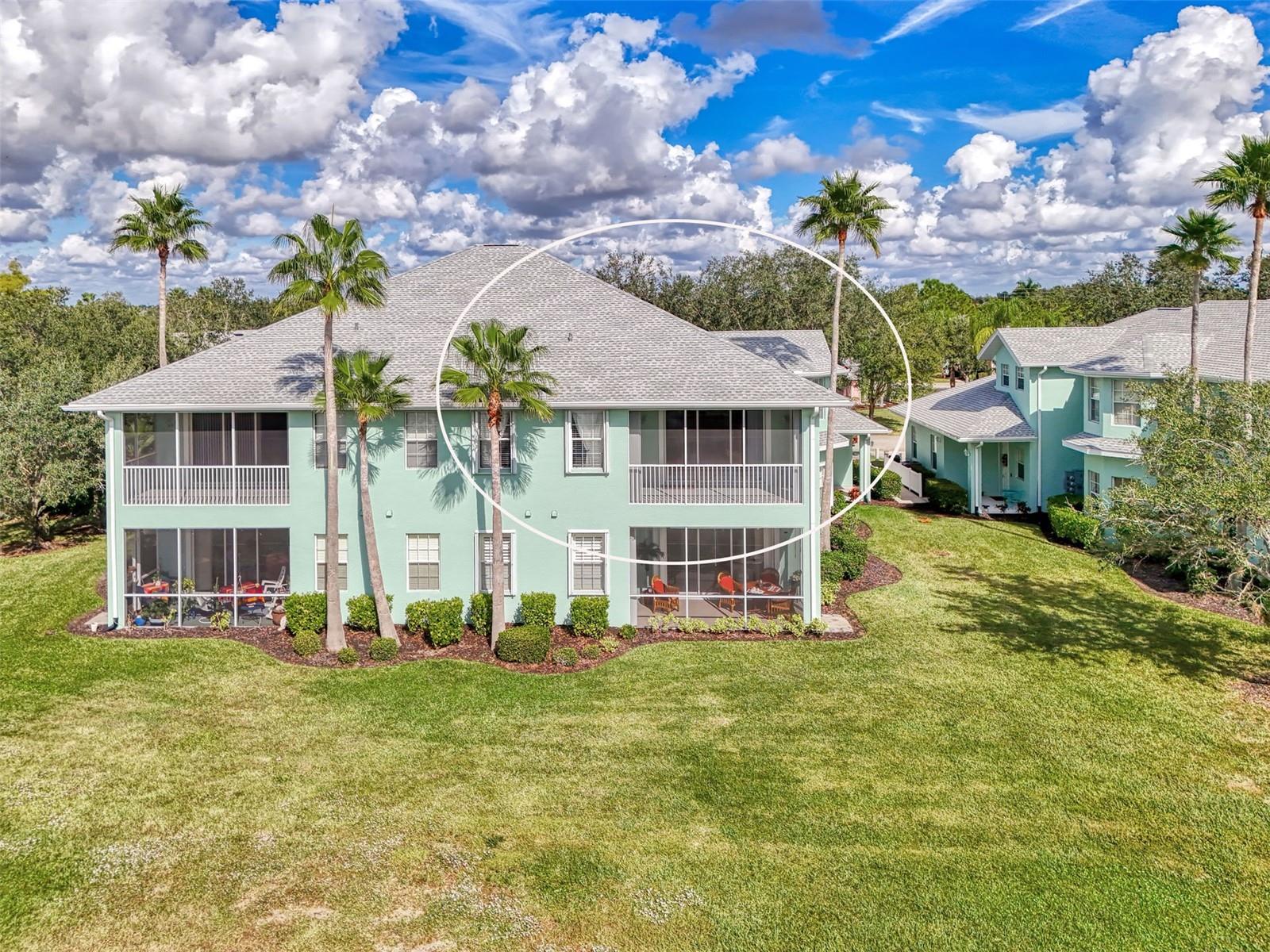 LAKE FRONT VILLAS/HERITAGE LAKE - Residential