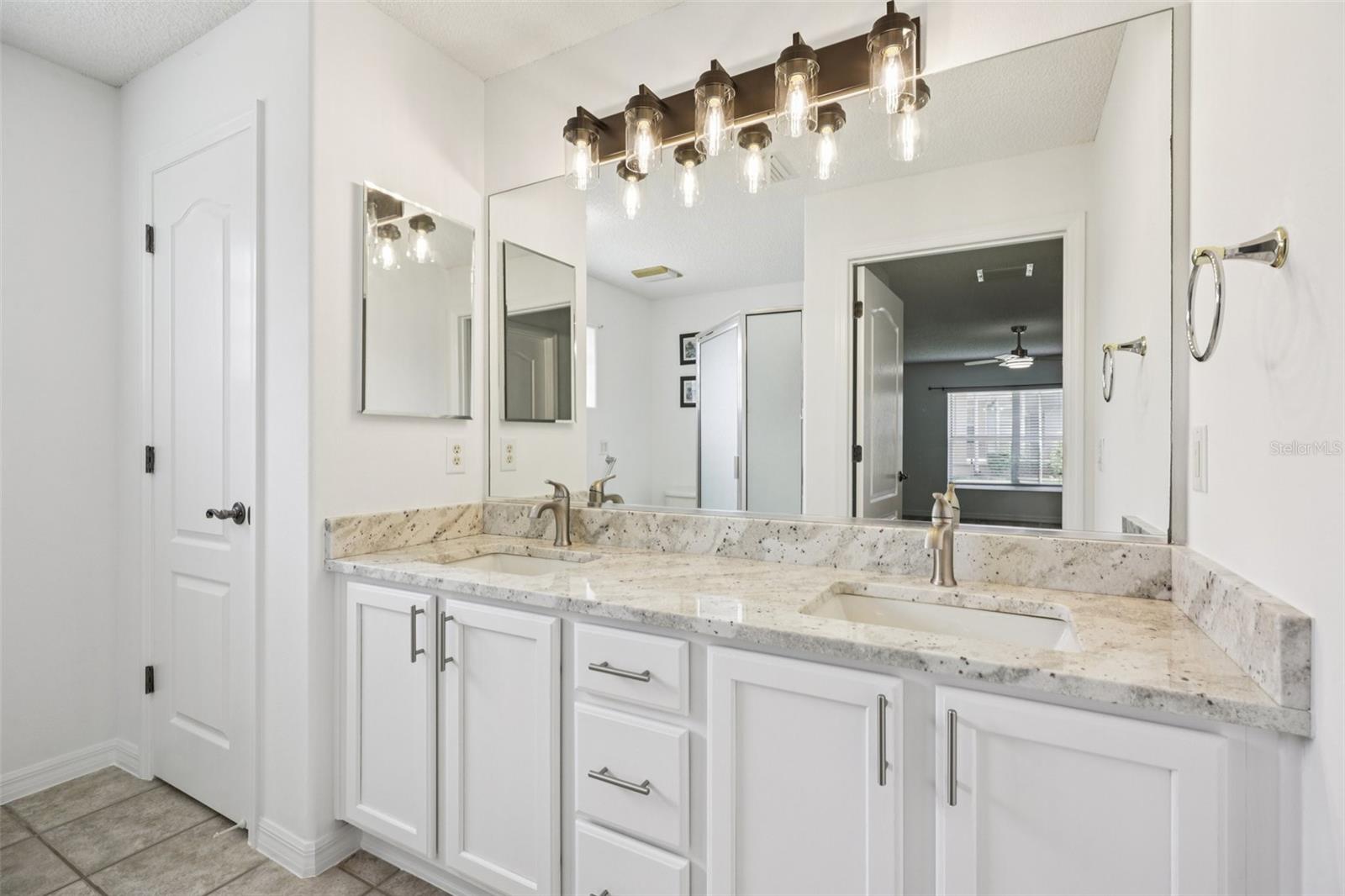 VILLAGES/MARION UN 55 - Residential