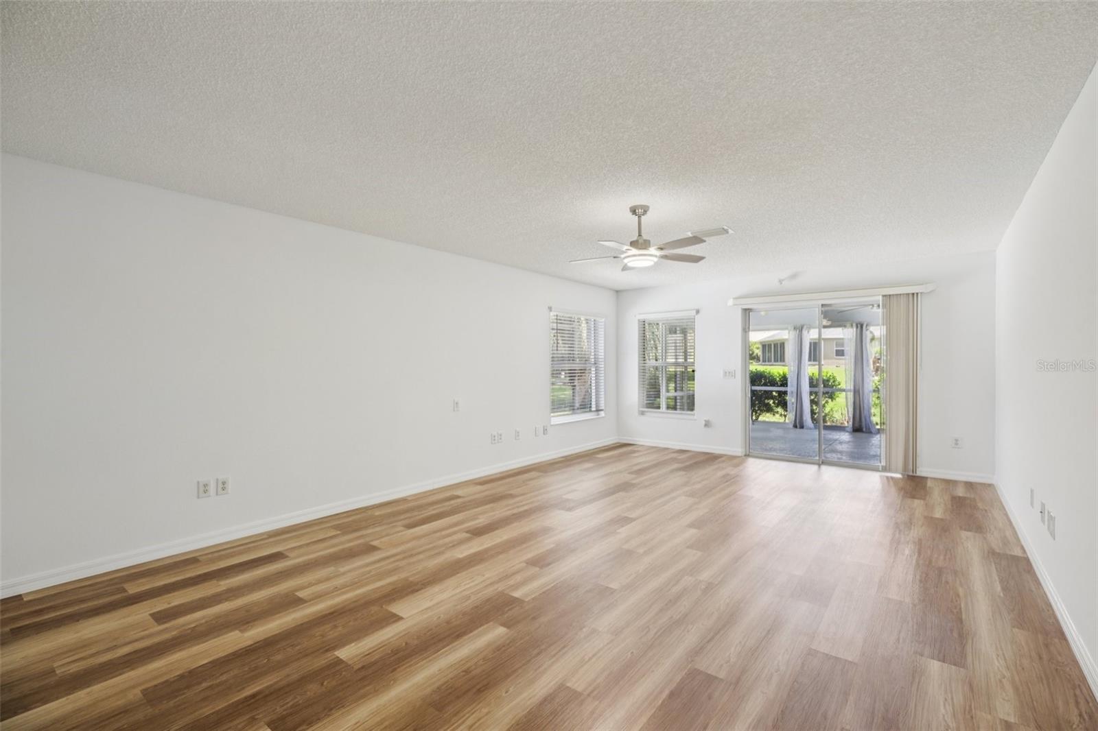 VILLAGES/MARION UN 55 - Residential