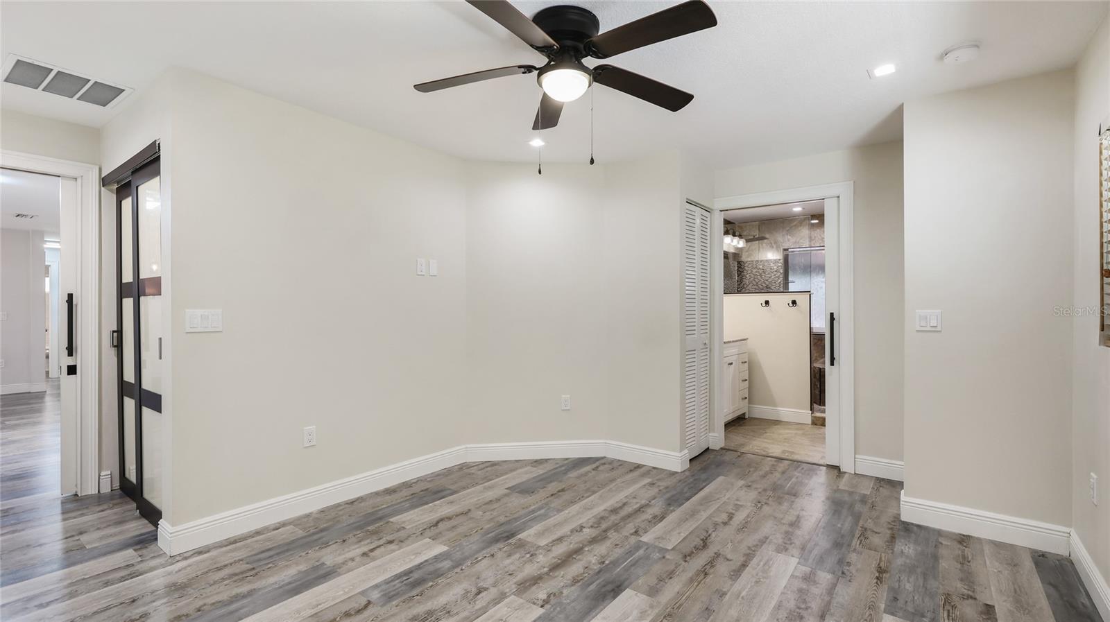 FOREST LAKES - Residential