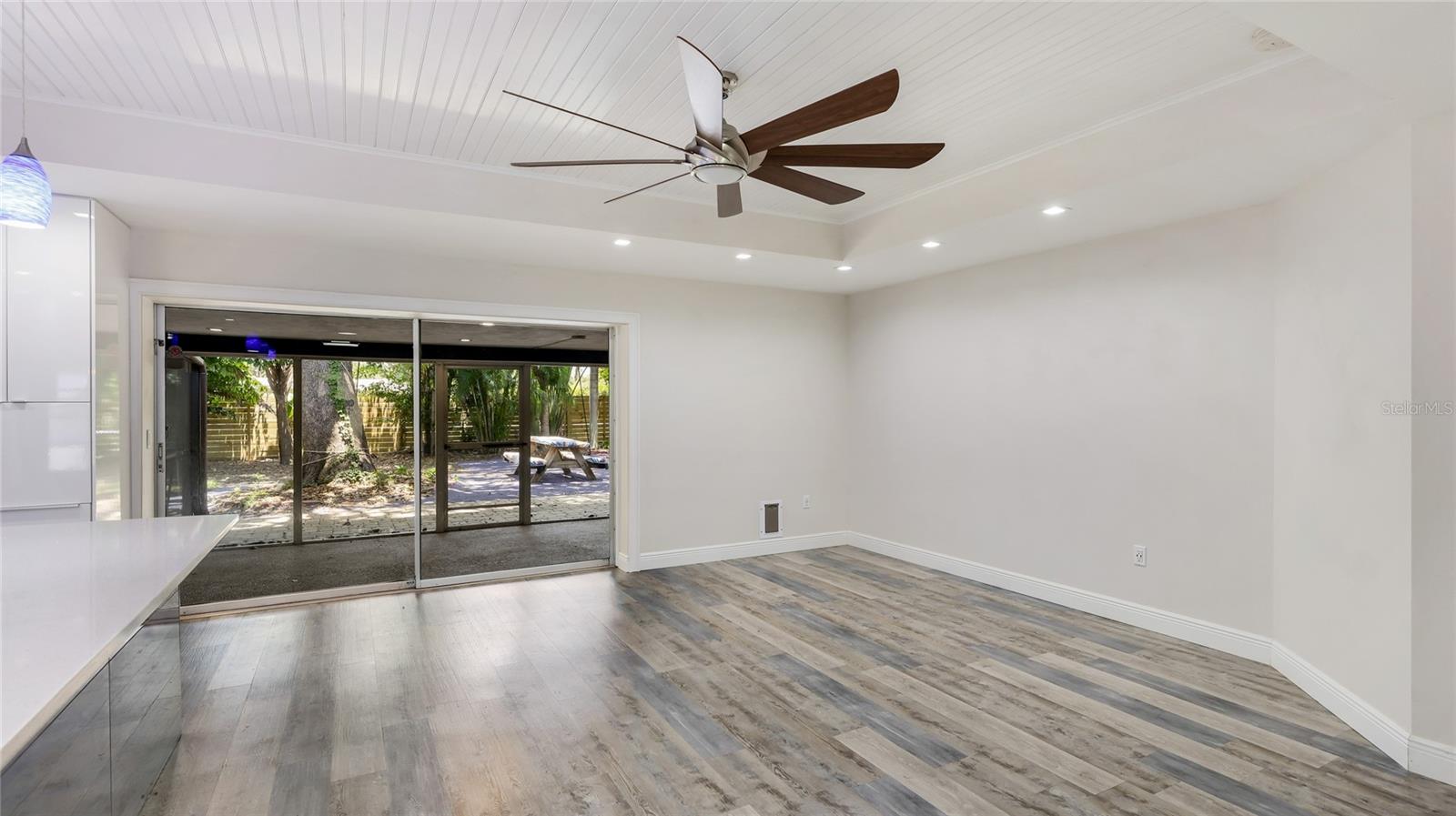 FOREST LAKES - Residential