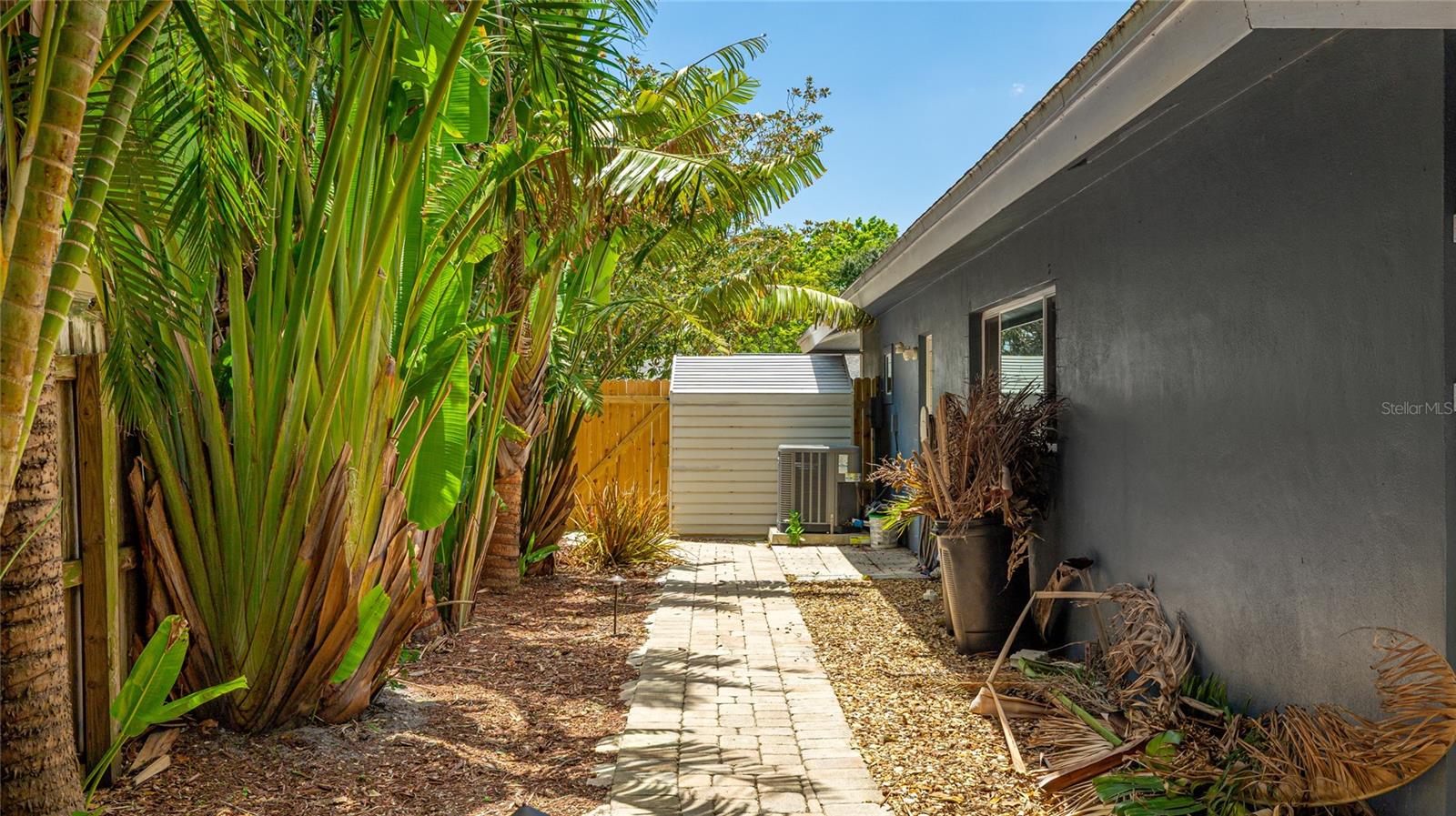 FOREST LAKES - Residential